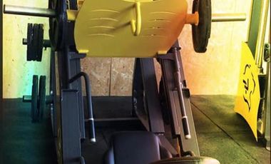 VENTA DE LOCAL SOBRE AVENIDA EN JOSE LEON SUAREZ