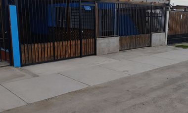 Casa Hermosa cerca de la plaza