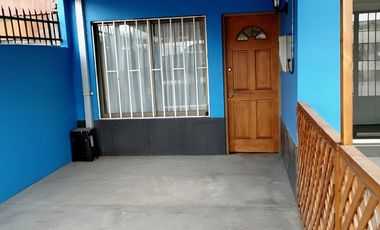 Casa Hermosa cerca de la plaza