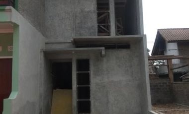 rumah 2 lantai SIAP HUNI di kawasan pendidikan jatinangor