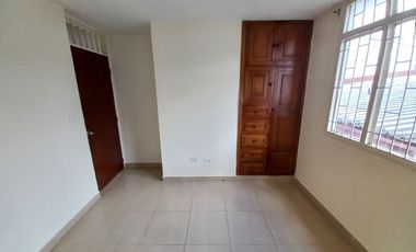 apartamento en arriendo en hipodromo piso 2. Cod A13710
