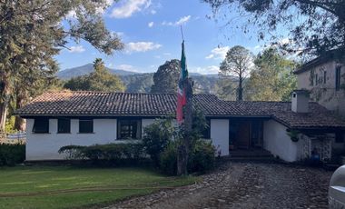 Casa en venta en Club de Golf Avándaro. Calle  Vega Del Valle