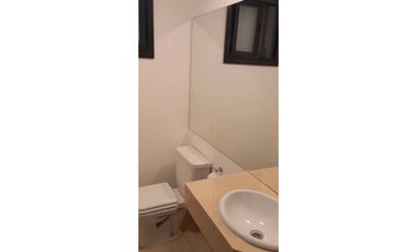 Ph dos ambientes a la venta. Zona San Juan.