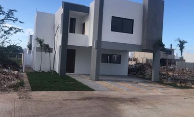 Casa en Venta en Privada Tamora en Conkal
