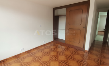 apartamento en arriendo en la maría. Cod A5750