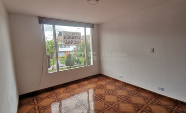 apartamento en arriendo en la maría. Cod A5750