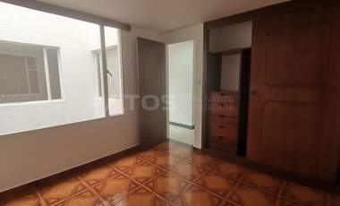 apartamento en arriendo en la maría. Cod A5750