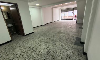 local en arriendo en ricaurte. Cod A123392