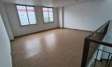 local en arriendo en ricaurte. Cod A123392