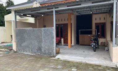 Dijual Rumah Siap Huni Di Dekat RSI manisrenggo