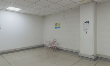 edificio en arriendo en montevideo-fontibón. Cod A1400962