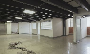 edificio en arriendo en montevideo-fontibón. Cod A1400962