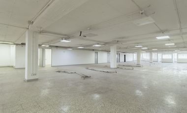 edificio en arriendo en montevideo-fontibón. Cod A1400962