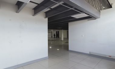 edificio en arriendo en montevideo-fontibón. Cod A1400962