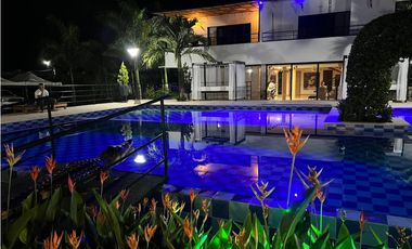 CASAFINCA  EN SOPETRAN, VIA SAN JERONIMO A SANTA FE DE ANTIOQUIA