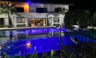 CASAFINCA  EN SOPETRAN, VIA SAN JERONIMO A SANTA FE DE ANTIOQUIA