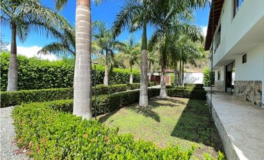 CASAFINCA  EN SOPETRAN, VIA SAN JERONIMO A SANTA FE DE ANTIOQUIA