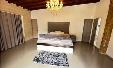 CASAFINCA  EN SOPETRAN, VIA SAN JERONIMO A SANTA FE DE ANTIOQUIA