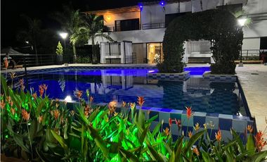 CASAFINCA  EN SOPETRAN, VIA SAN JERONIMO A SANTA FE DE ANTIOQUIA