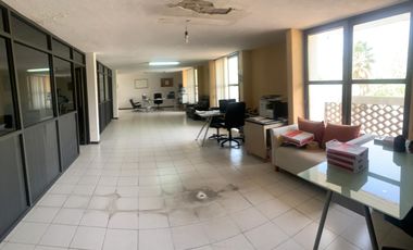 BODEGA CON OFICINAS Y LOCAL EN VENTA BLVD EVERARDO MÁRQUEZ, PACHUCA DE SOTO