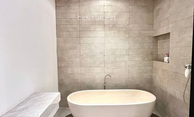 Rumah 3 Lantai Di CitraGrand Cibubur CBD