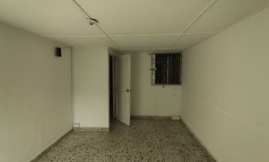 casa-local en arriendo en los robles. Cod A101182