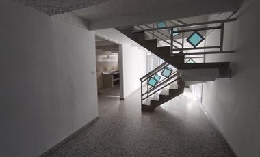 casa-local en arriendo en los robles. Cod A101182