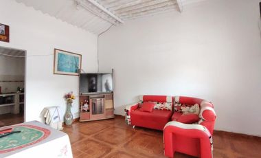 casa en venta en patio centro. Cod V28245
