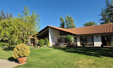 Casa en arriendo Camino Las Termas Machalí