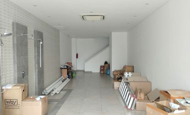 For Sale Strategic 3-Story Shophouse Near Simpang Dewa Ruci, Kuta