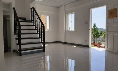 5 Bedroom House for sale