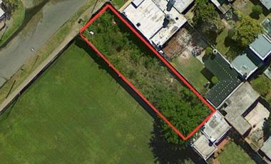 Terreno en la Matanza, Villa Luzuriaga de 380 m2 totales.