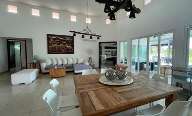Se Vende Casa en Vista Mar, San Carlos