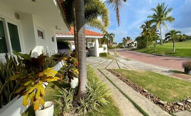 Se Vende Casa en Vista Mar, San Carlos