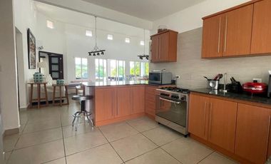 Se Vende Casa en Vista Mar, San Carlos