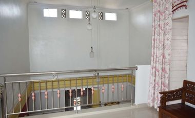DIJUAL RUMAH MEWAH 2 LANTAI DI MARPOYAN DAMAI-PEKANBARU