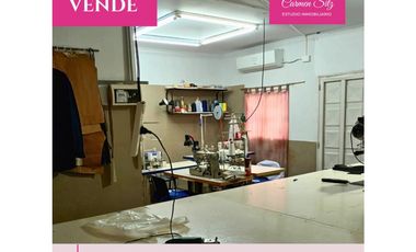 Casa en venta con local comercial