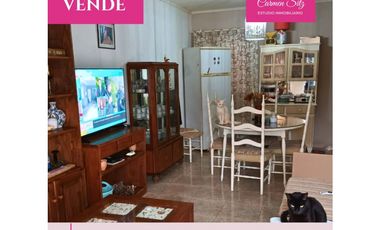 Casa en venta con local comercial
