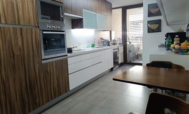 Departamento en venta. Cerca Portal La Dehesa Lo Barnechea