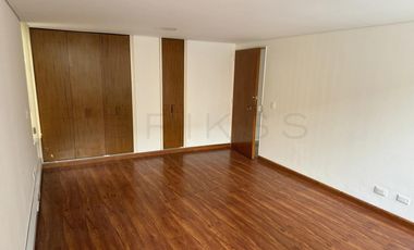 oficina en arriendo en chico norte. Cod A6998