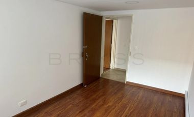 oficina en arriendo en chico norte. Cod A6998