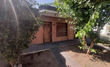 Casa en venta en Bernal Oeste