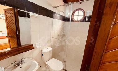 En Venta Cabaña de dos pisos para 12 personas en Tolú