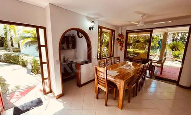En Venta Cabaña de dos pisos para 12 personas en Tolú