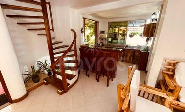 En Venta Cabaña de dos pisos para 12 personas en Tolú