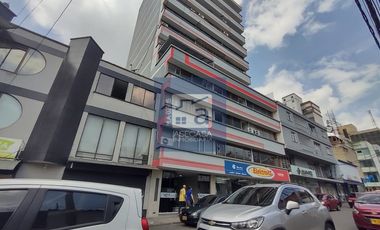 COD. 5593 - SE ARRIENDA OFICINA - BARRIO: CENTRO