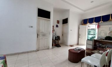 Rumah 1 lantai lokasi strategis di Villa Melati Mas BSD City