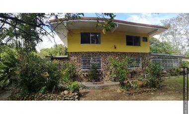 Se Alquila Casa Comercial en La Boca $ 2.000 AB