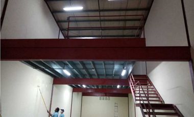 BODEGA LLANO BONITO 2 NIVELES