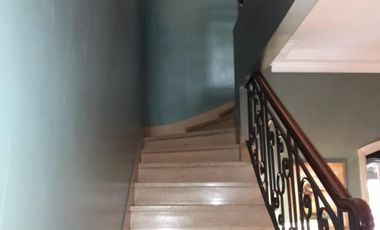 Gran Chalet (4 dormitorios),exclusiva zona residencial de Beccar